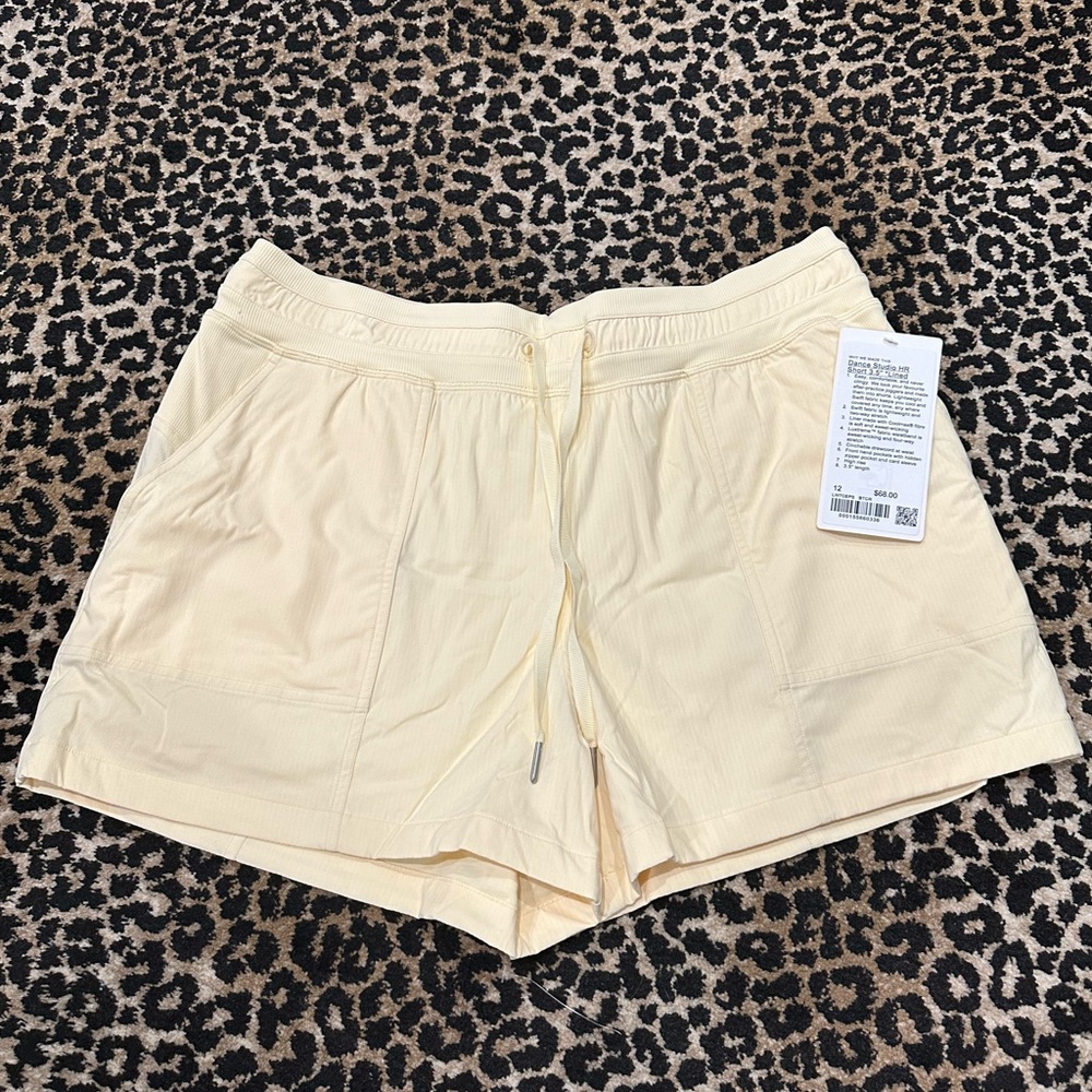 Lululemon Dance Studio Shorts Buttercream